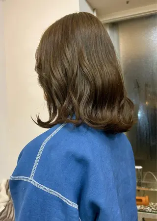 ミディアム 大阪デザインカラー/ カットモデル募集のヘアスタイル