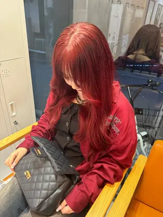 ロング カラー 赤み無し柔らかカラー 【梅田】madokaのヘアスタイル