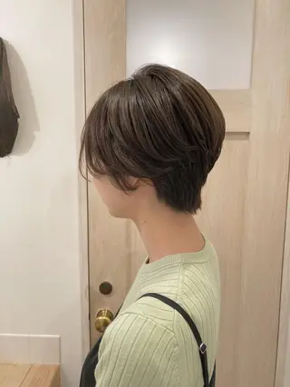 ショート カラー vahan✂︎ 小林未果🕊のヘアスタイル