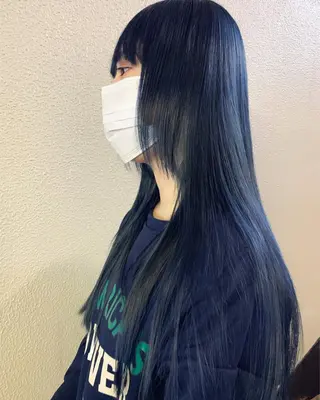 ロング カラー ヤマグチ リョウのヘアスタイル