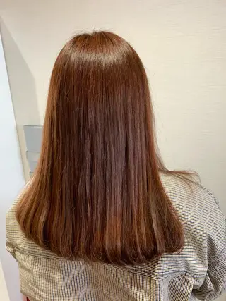セミロング カラー 蓮見  友里のヘアスタイル