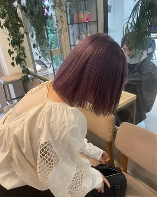 ミディアム カラー ミルクティー× グレージュMOMOのヘアスタイル