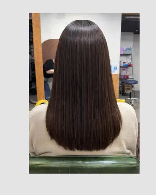 セミロング ミディアム／ ヒグレアキコのヘアスタイル