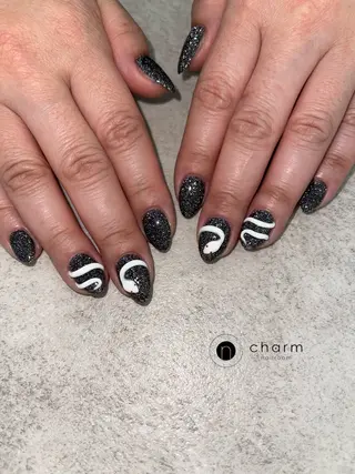 ネイル ネイルルーム チャームのネイルデザイン