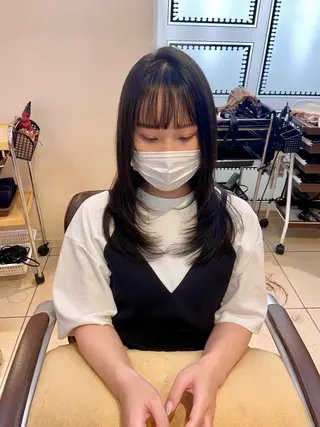 ロング 青山 光のヘアスタイル