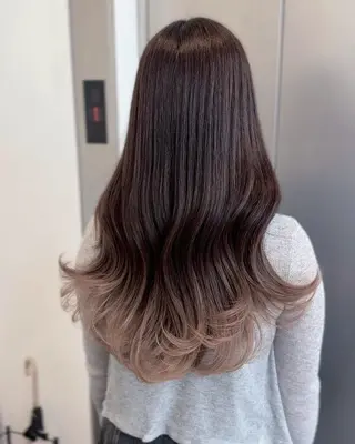 ロング カラー 【公式】amble luxe池袋東口🩷のヘアスタイル