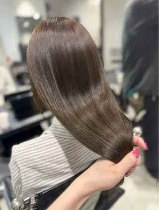 ロング カラー パーマ ヘアアレンジ 透明感/オリーブ/ グレージュ/YUKAのヘアスタイル