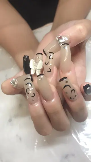 ネイル ✨アン ミユ✨のネイルデザイン