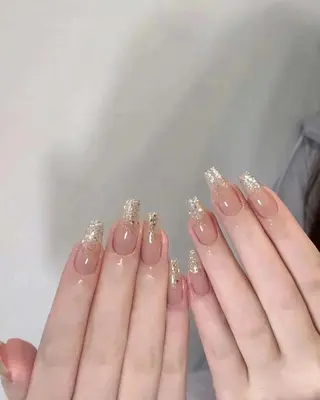 ネイル VIVIAN エイのネイルデザイン