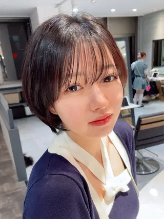 ショート カラー 🌟透明感カラー× 小顔カット いっせいのヘアスタイル