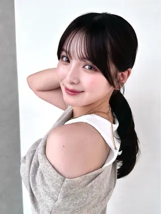 セミロング けんけん cachecacheのヘアスタイル