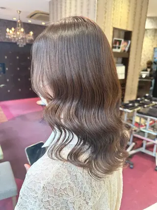 セミロング カラー 大川 有香のヘアスタイル