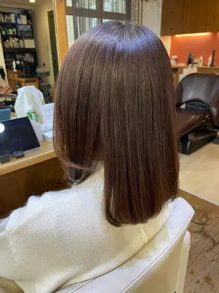 ミディアム 山木 裕子のヘアスタイル