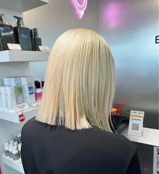 ショート カラー box mico. mutsumiのヘアスタイル