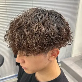 カラー パーマ メンズ シャドウ🐾✖️ 波巻き🌊/AOIのヘアスタイル