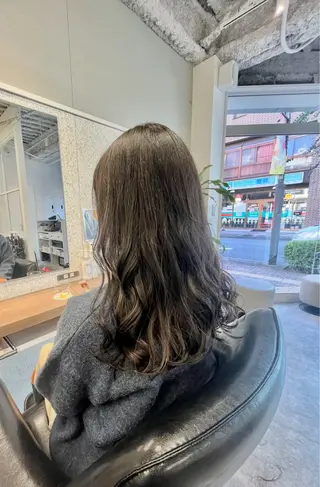 ロング カラー ヘアアレンジ 🍓艶髪/艶カラー しんたに🌈のヘアスタイル