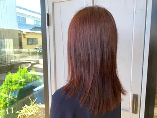 ロング カラー ツキダテ ユイのヘアスタイル