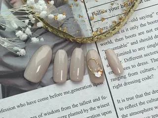 ネイル 秋山 香穂のネイルデザイン