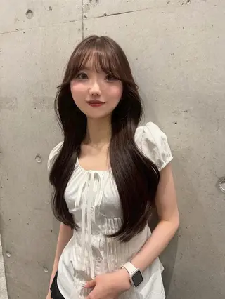 カラー セミロング 韓国ヘア♡🇰🇷 暖色♡透明感カラー✨のヘアスタイル