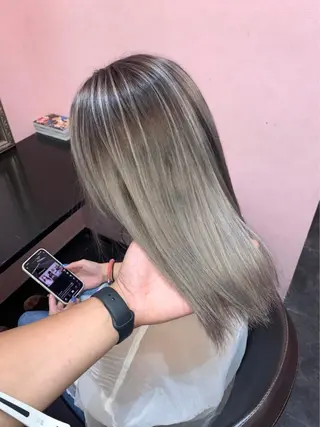 ロング FABLE HAIR ファブル難波・心斎橋のヘアスタイル