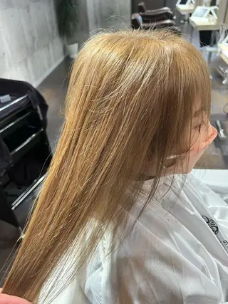 セミロング カラー パーマ ヘアアレンジ メンズ キッズ ネイル マツエク・マツパ アイブロウ 韓国/顔周り/透明感 /レイヤー/ひなたのヘアスタイル