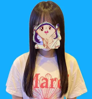 ロング 吉田 恋々音のヘアスタイル