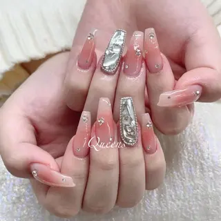 ネイル Queen’s 歌舞伎町店のネイルデザイン