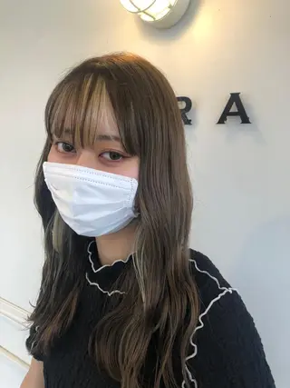 ロング 野田 カレンのヘアスタイル