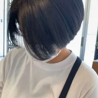 ショート カラー 末次 史奈のヘアスタイル