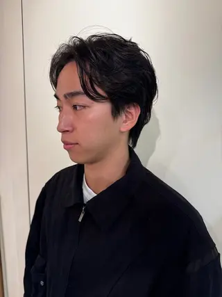 メンズ タツキ／レイヤー／ パーマ／艶カラーのヘアスタイル