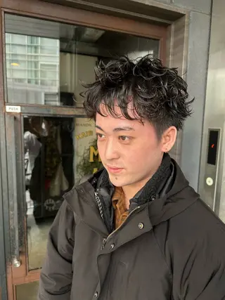 ミディアム メンズ 俵 知広のヘアスタイル