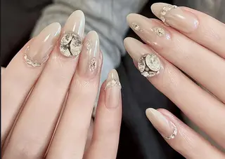 ネイル Pure&Rich Nailのネイルデザイン