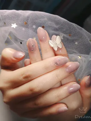 ミディアム ネイル フィルイン・深爪矯正 長さ出し🎀のネイルデザイン