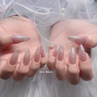 ネイル Hin Nailsのネイルデザイン