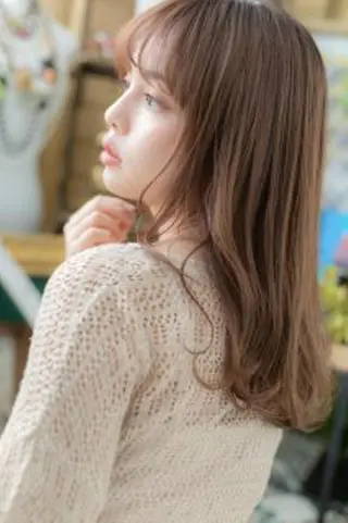 ロング カラー 出川 宙☘️のヘアスタイル