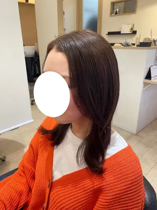 セミロング カラー 小川 泉美のヘアスタイル
