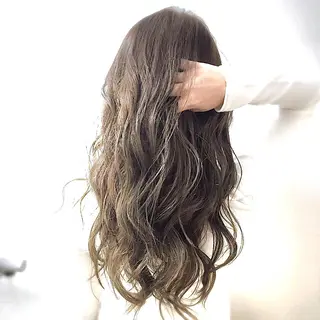 ロング cecilhair 福岡天神店のヘアスタイル