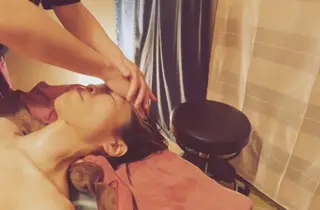 脳の休息♡頭顔セラピー＆温活ボディbloom所属・月井 彩心のエステ・リラクイメージ