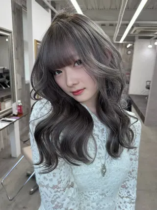 カラー 名古屋栄/ 複雑履歴   リカのヘアスタイル