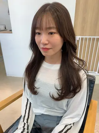 ロング vince. moekoのヘアスタイル