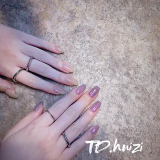 ミディアム めぐみのネイルサロン スタッフ練習のネイルデザイン