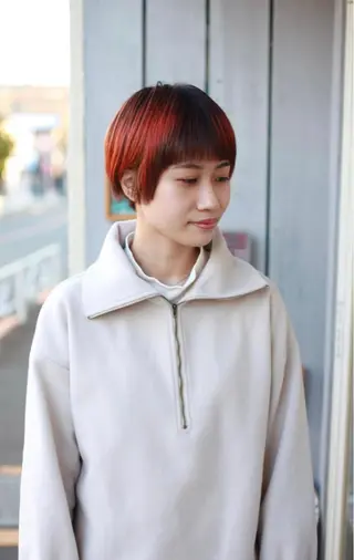 ショート カラー 大西 カズマのヘアスタイル