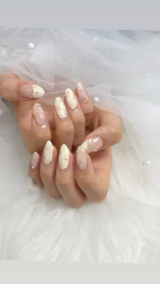 ネイル haku 🤍のネイルデザイン