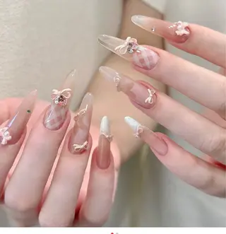 ネイル D-BEAUTY Nailsalonのネイルデザイン