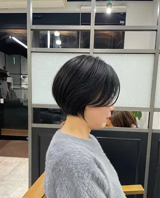 ショート イワミ ナリサトのヘアスタイル