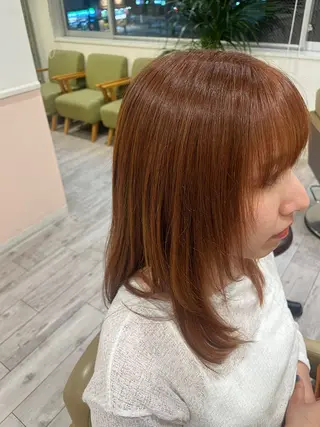 セミロング あだち まおのヘアスタイル