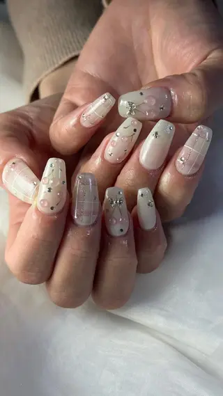 ネイル うにゃねいる🌷 Mayaのネイルデザイン