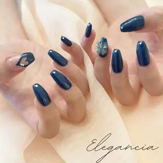 カラー ネイル Elegancia. Hiromiのネイルデザイン