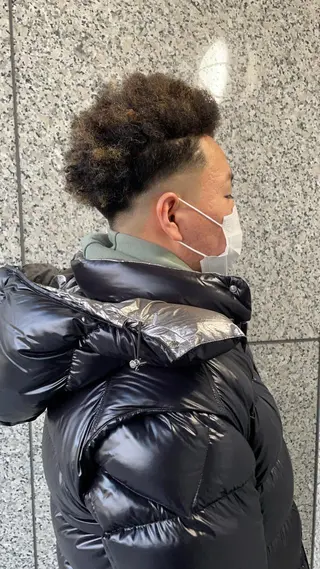 ショート パーマ メンズ メンズパーマのプロ 川野翔太のヘアスタイル