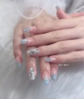 ネイル Hin Nailsのネイルデザイン